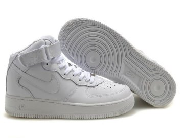 (image for) Nike Air Force 1 07