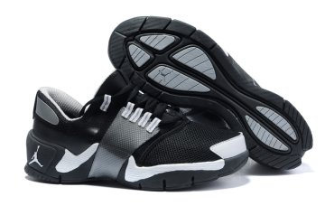 (image for) Nike Air Jordan Alpha Trunner black/white/gray