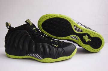 (image for) Nike Air Foamposite 1 white/black/yellowgreed