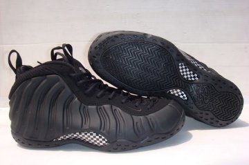 (image for) Nike Air Foamposite 1 white/black II