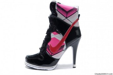 (image for) Nike Dunk High Heels