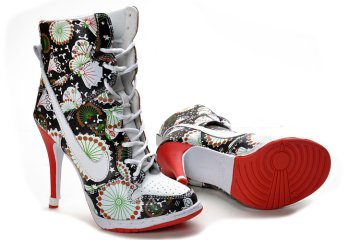 (image for) Nike Dunk High Heels black/white/red
