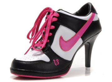 (image for) Nike Dunk SB Low Women's Heels black/white/deeppink