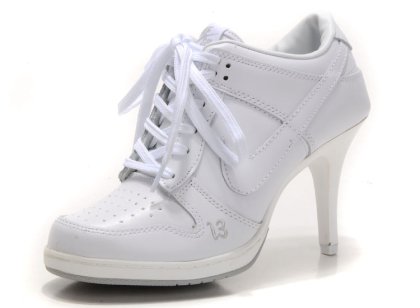 (image for) Nike Dunk SB Low Women\'s Heels white