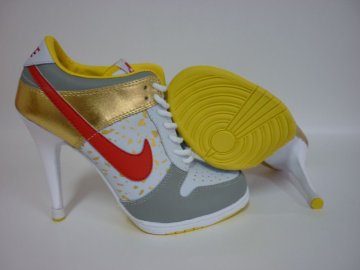 (image for) Nike Dunk SB Low Women's Heels white/gray/red/gold