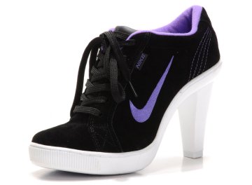 (image for) Women's Nike Dunk Low Heels