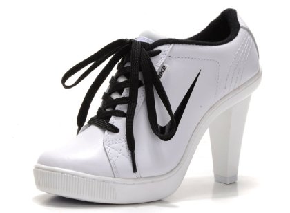 (image for) Women\'s Nike Dunk Low Heels white/black