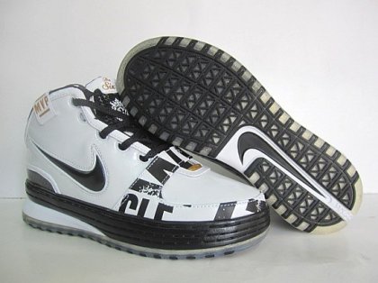 (image for) Nike James 6 black/white