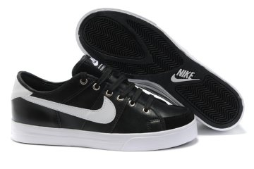 (image for) Nike Sweet Classic Leather Shoes black/white
