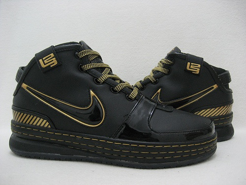 Nike James 6 - Nike James VI, Nike James 6 Shoes